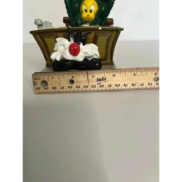Looney Tunes SYLVESTER & TWEETY "BIG SHOT" 1996 Warner Bros Desk Figurine - Picture 5 of 6